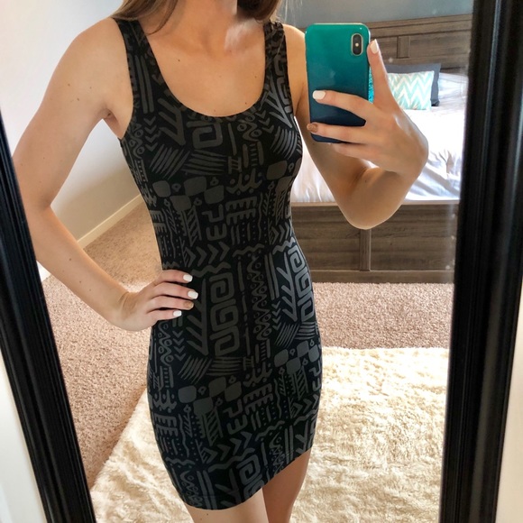 Forever 21 Dresses & Skirts - Aztec body con dress